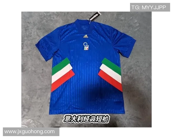 足球明星夏季休闲短袖时尚搭配图片欣赏与潮流趋势分析 足球明星夏季休闲短袖时尚搭配图片欣赏与潮流趋势分析