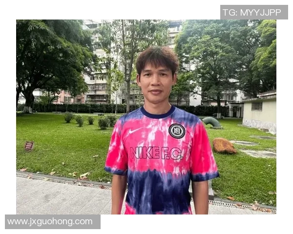 梅州足球明星李建华的传奇之路与对家乡足球的深厚情感 梅州足球明星李建华的传奇之路与对家乡足球的深厚情感